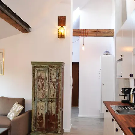 דירה Loft By Grand *