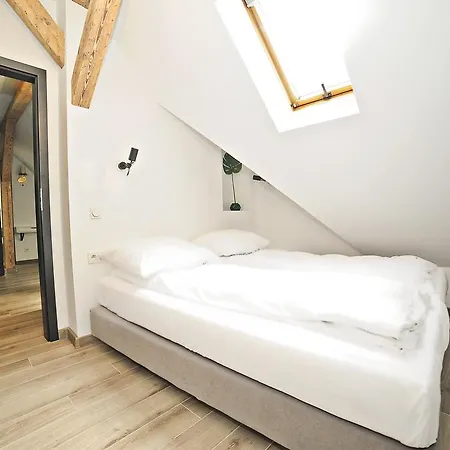 Loft By Grand *