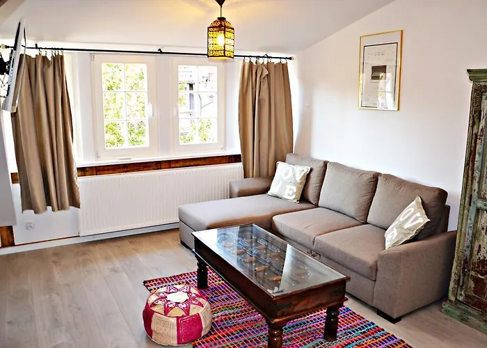 Loft By Grand 아파트