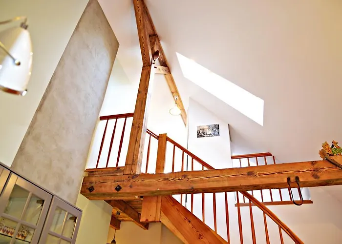 Loft By Grand 아파트